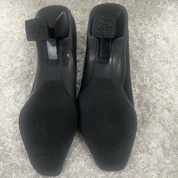 Prada Mary Jane Women’s Heels - Picture 10 of 12